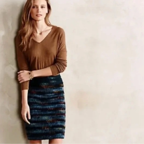 Maeve Dresses & Skirts - Anthropologie Maeve Feathered Wool Pencil Skirt size 6
